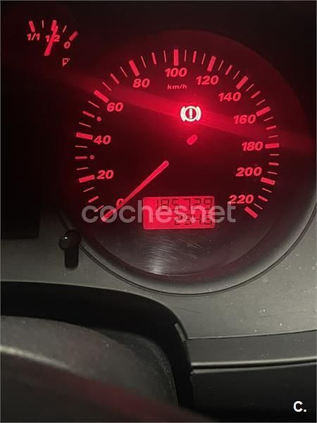 Negro Usado 2006 Seat Ibiza Reference Berlina | 4800 € (Un poco caro) - Imagen 1/4