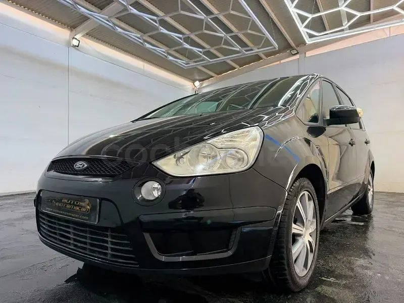 Usado Ford S-MAX Trend 140 CV (102 kW) 2006 Negro Monovolumen