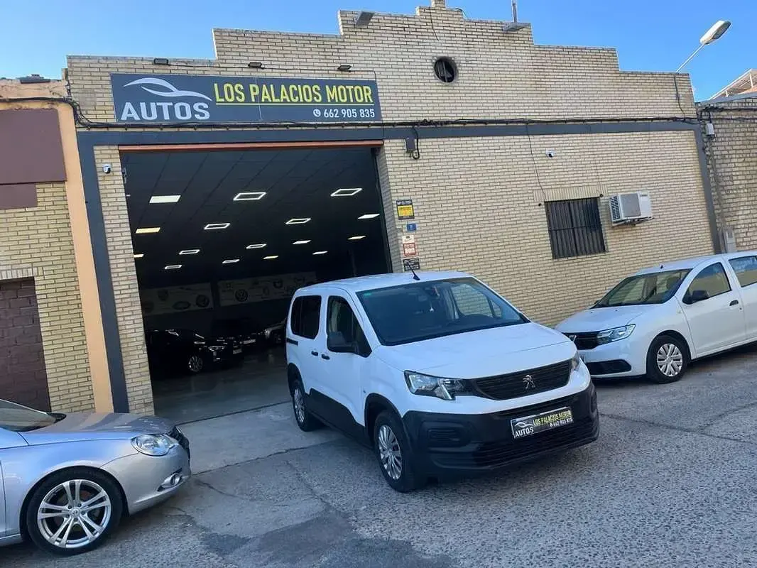 Usado Citroën Berlingo 102 CV (75 kW) 2020 Blanco Monovolumen