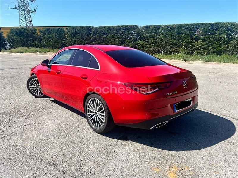 Usado Mercedes CLA180 122 CV (89 kW) 2019 Rojo Berlina