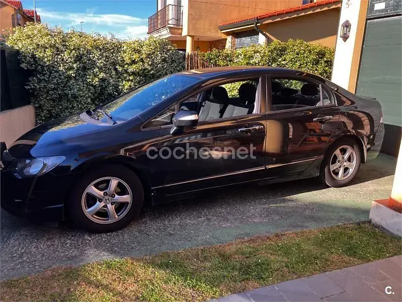 Usado Honda Civic Hybrid 115 CV (84 kW) 2009 Negro Berlina