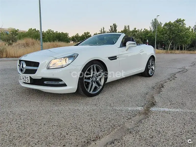 Usado Mercedes SLK200 184 CV (135 kW) 2014 Blanco Descapotable