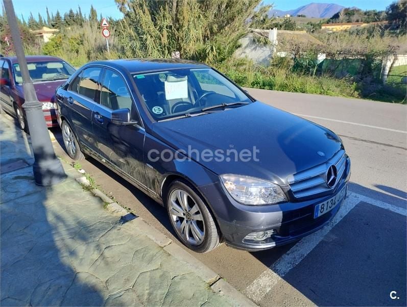 Usado Mercedes C220 Avantgarde 170 CV (125 kW) 2010 Negro Berlina