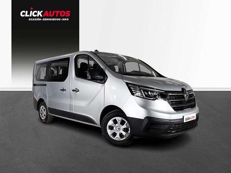 Usado Renault Trafic 111 CV (81 kW) 2023 Gris Monovolumen
