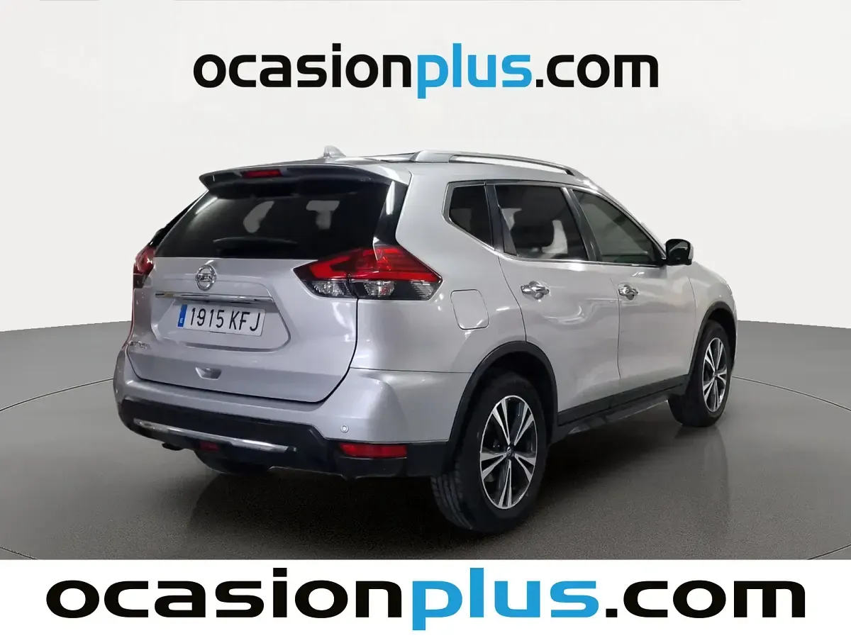 Usado Nissan X-Trail N-Connecta 163 CV (119 kW) 2017 Gris plata SUV