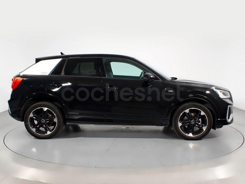 Usado Audi Q2 S-Line 116 CV (85 kW) 2022 Negro SUV
