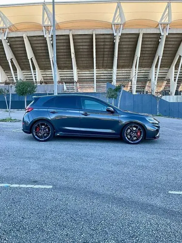 Usado Hyundai i30 N Performance 280 CV (205 kW) 2022 Gris Utilitario