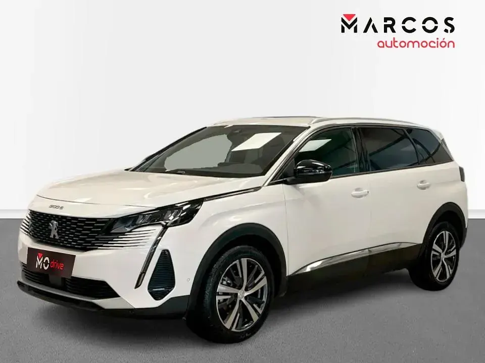 Usado Peugeot 5008 Allure 130 CV (95 kW) 2023 SUV