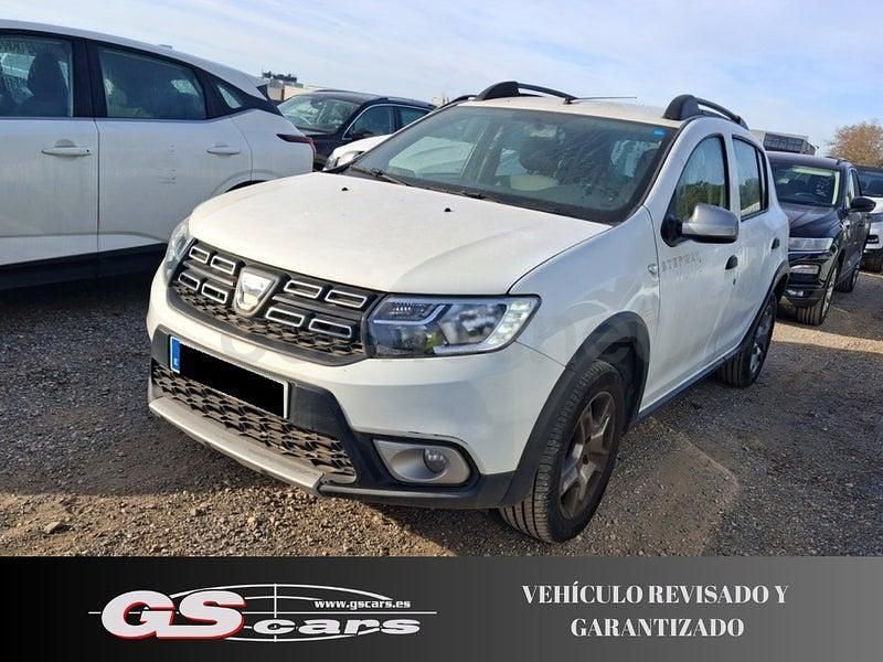 Usado Dacia Sandero Essentiel 90 CV (66 kW) 2020 Blanco Berlina