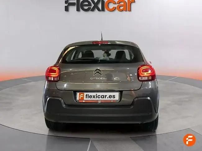 Usado Citroën C3 102 HP (75 kW) 2024 Cinzento Sedan