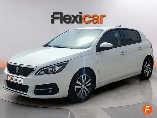 Usado Peugeot 308 Style 130 CV (95 kW) 2021 Blanco