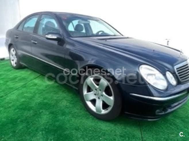 Azul Usado 2006 Mercedes E280 Avantgarde Berlina | 9500 € (Un poco caro) - Imagen 1/2