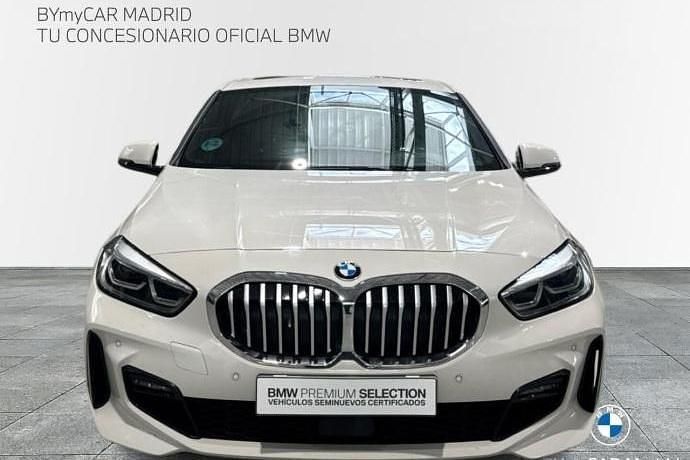 Usado BMW 118 Executive 150 CV (110 kW) 2021 Blanco Utilitario