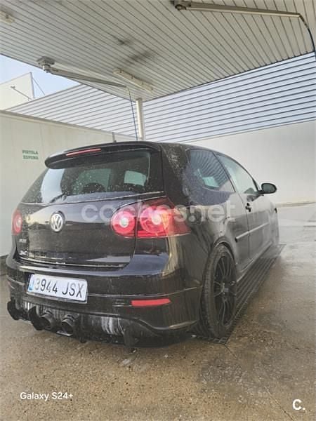 Usado VW Golf IV R 250 CV (183 kW) 2005 Negro Berlina