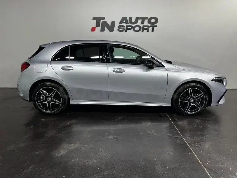 Nuevo Mercedes A250 218 CV (160 kW) 2025 Gris / plata Berlina
