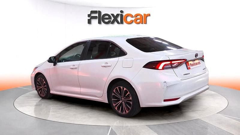Usado Toyota Corolla Style 140 CV (102 kW) 2024 Blanco Berlina
