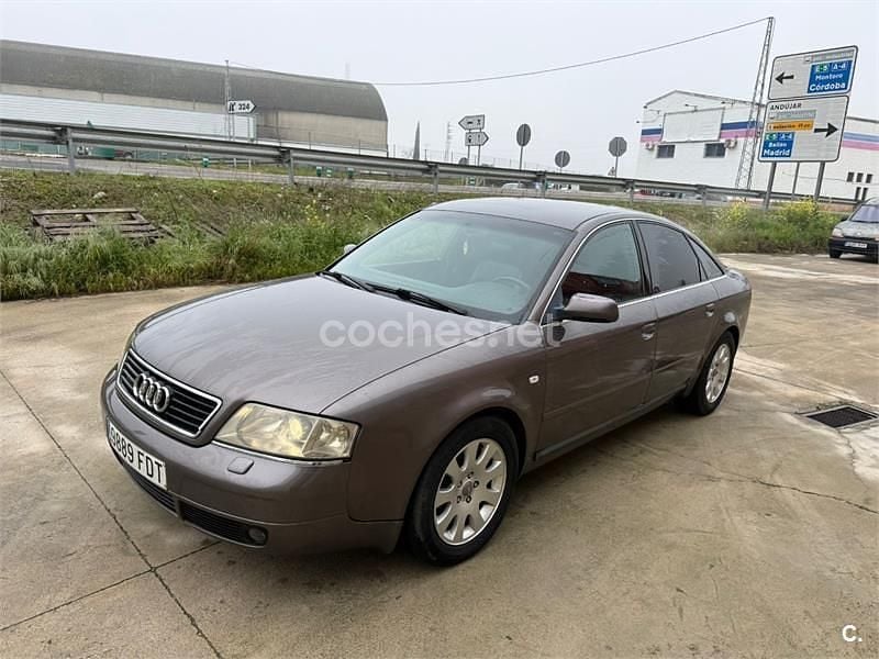 Usado Audi A6 180 CV (132 kW) 2000 Beige Berlina