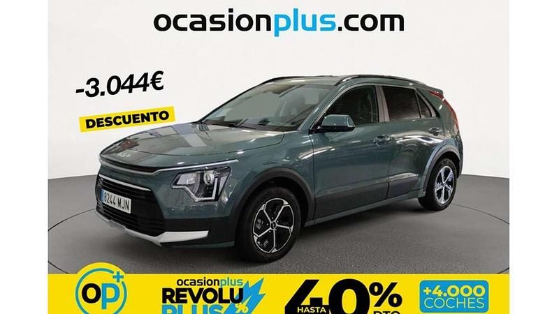 Usado Kia Niro 141 CV (103 kW) 2023 Gris SUV