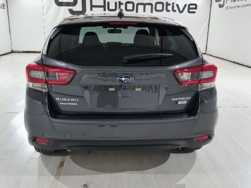 Usado Subaru Impreza 150 CV (110 kW) 2023 Gris