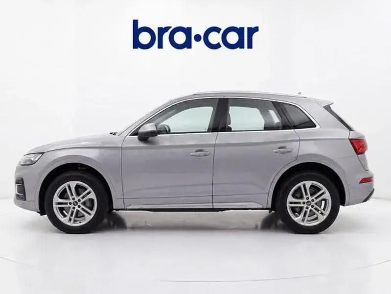 Usado Audi Q5 Advanced Plus 163 CV (119 kW) 2023 Gris / plata SUV