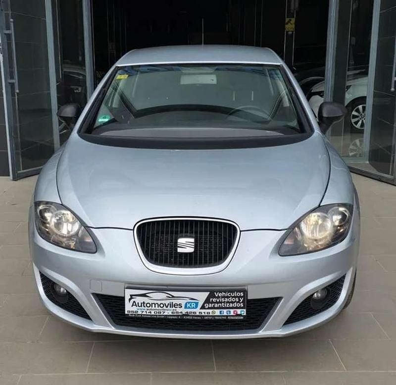 Käytetty Seat Leon Copa 125 HP (91 kW) 2010 Harmaa Viistoperä