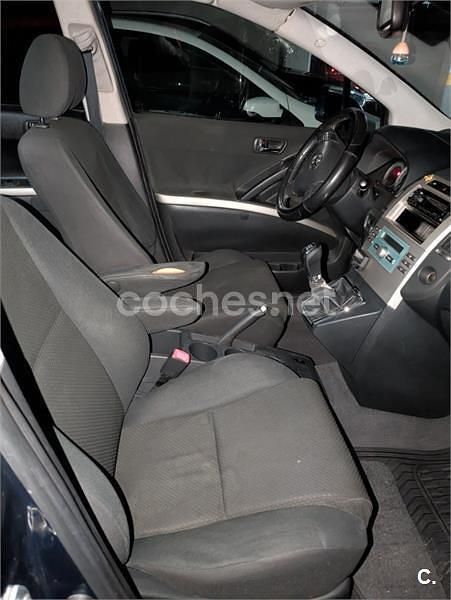 Usado Toyota Corolla Verso Sol 116 CV (85 kW) 2005 Azul Monovolumen