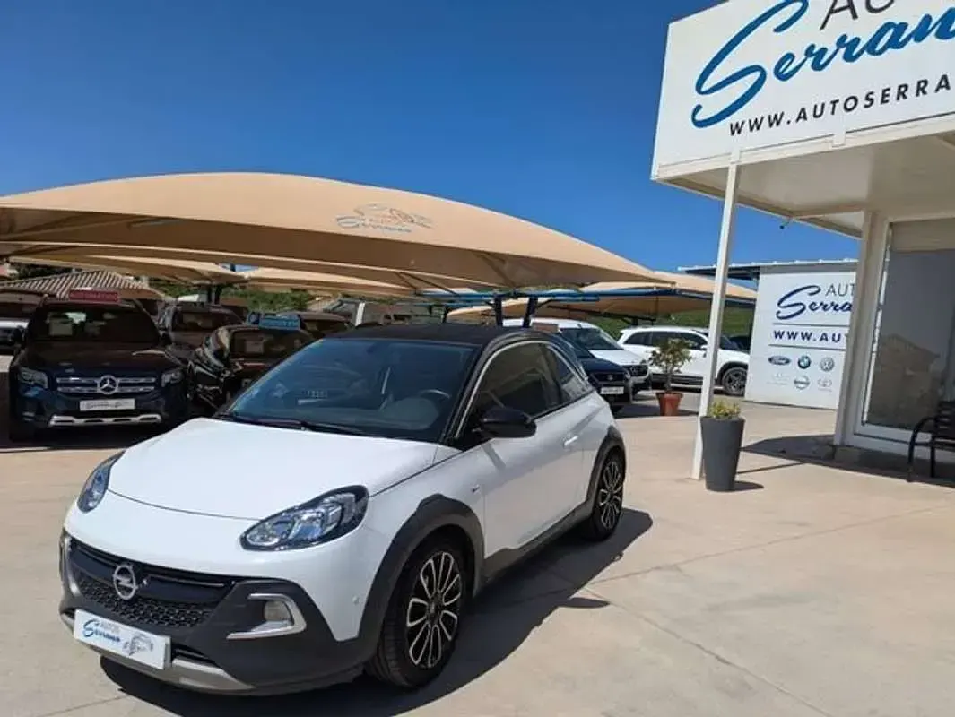 Usado Opel Adam Glam 87 CV (63 kW) 2017 Blanco Utilitario
