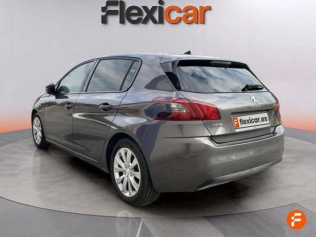 Usado Peugeot 308 Active 130 CV (95 kW) 2020 Gris Berlina