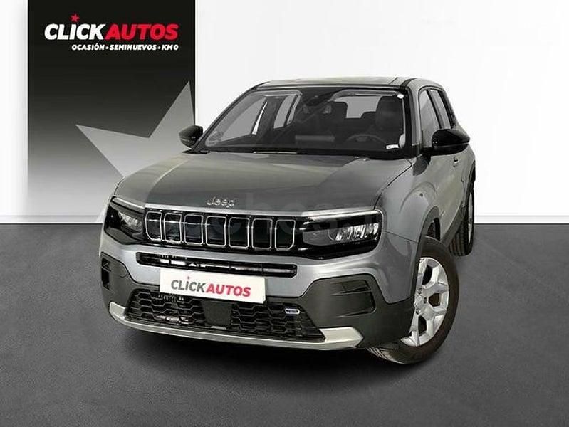 Usado Jeep Avenger Altitude 100 CV (73 kW) 2023 Gris / plata SUV