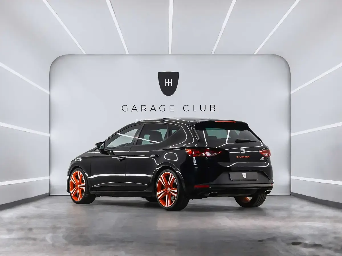Usado Seat Leon CUPRA 280 CV (205 kW) 2015 Negro Berlina