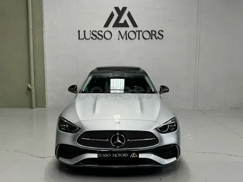 Usado Mercedes C220 200 CV (147 kW) 2023 Gris / plata Berlina