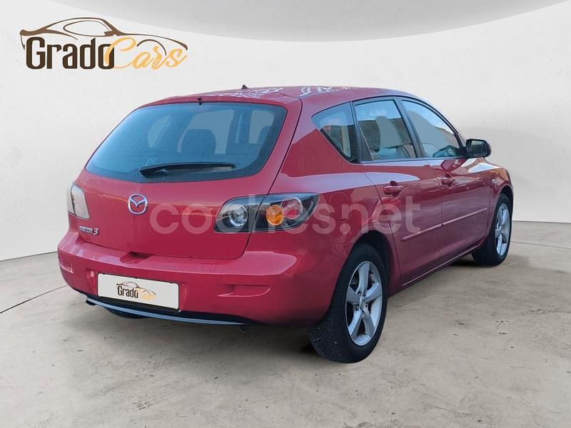 Usado Mazda 3 Active 109 CV (80 kW) 2005 Rojo Berlina