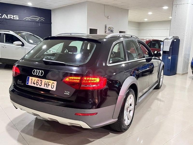 Usado Audi A4 Allroad 170 CV (125 kW) 2011 Negro Familiar