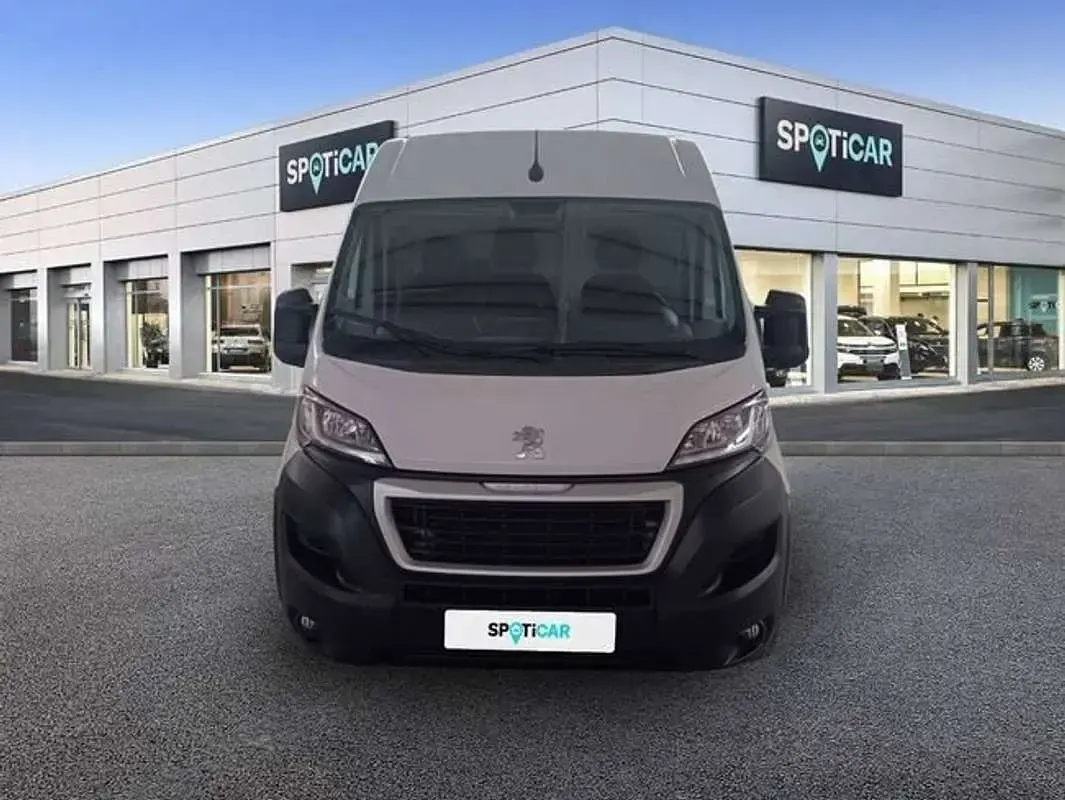Usado Peugeot Boxer S 140 CV (102 kW) 2021 Blanco Van