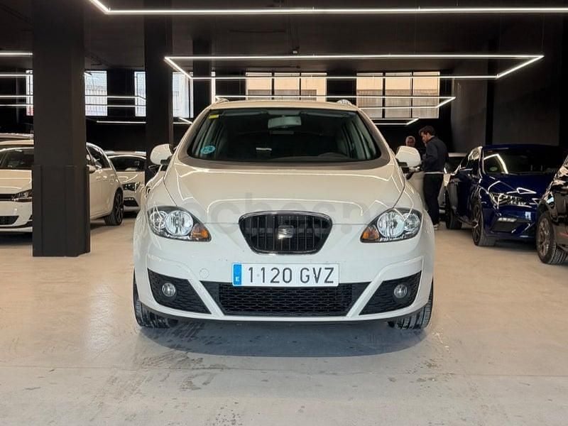 Usado Seat Altea XL Sport 160 CV (117 kW) 2010 Blanco Monovolumen