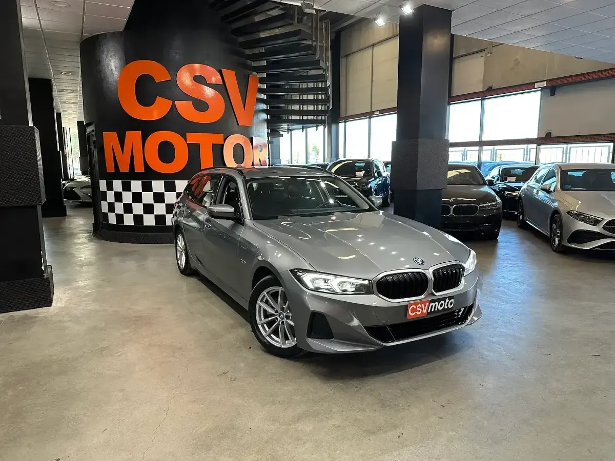 Usado BMW 320e 204 CV (150 kW) 2022 Gris Utilitario