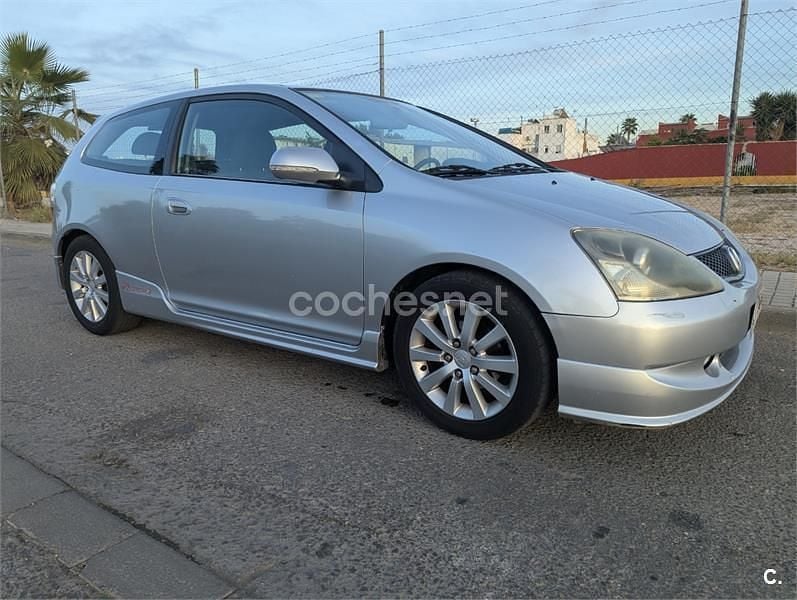 Gris / plata Usado 2005 Honda Civic Sport Berlina | 3900 € (Precio justo) - Imagen 1/4