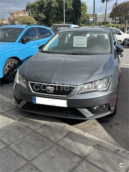 Begagnad Seat Leon Style 110 HK (80 kW) 2017 Grå Sedan