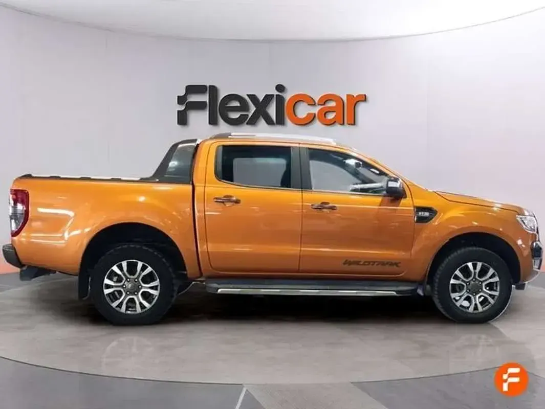 Usado Ford Ranger Wildtrack 200 CV (147 kW) 2019 Naranja Pickup/Camioneta