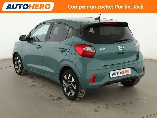 Usado Hyundai i10 67 CV (49 kW) 2024 Verde Utilitario
