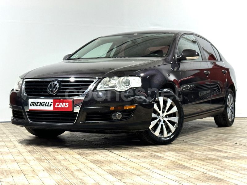 Negro Usado 2009 VW Passat Advance Berlina | 7000 € (Precio justo) - Imagen 1/4