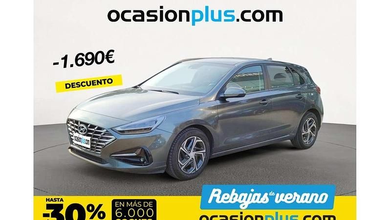 Gris Usado 2022 Hyundai i30 Utilitario | 16.900 € (Precio justo) - Imagen 1/1