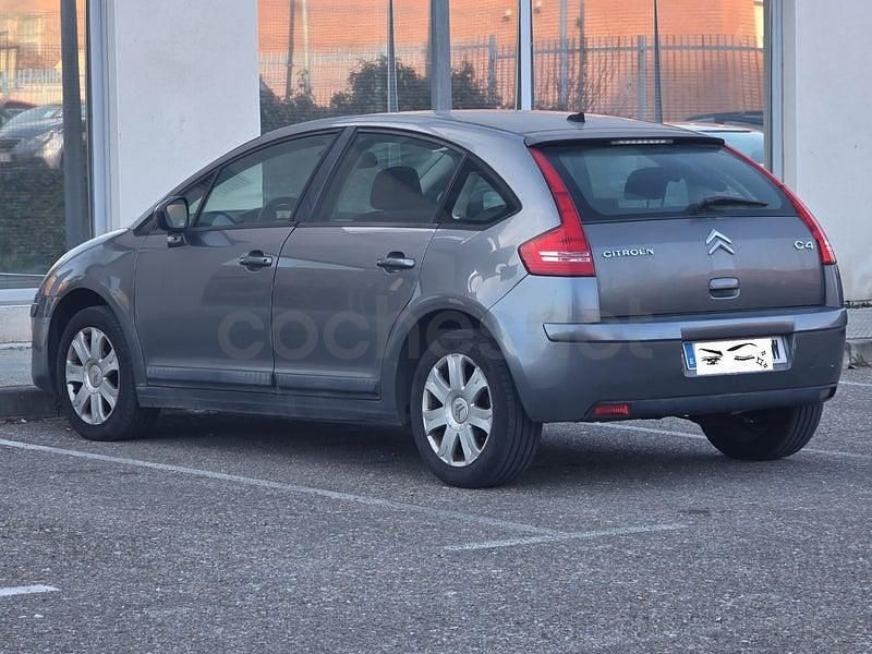 Usado Citroën C4 90 CV (66 kW) 2010 Gris / plata Berlina
