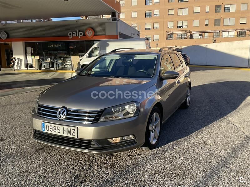 Usado VW Passat Edition 105 CV (77 kW) 2012 Beige Familiar