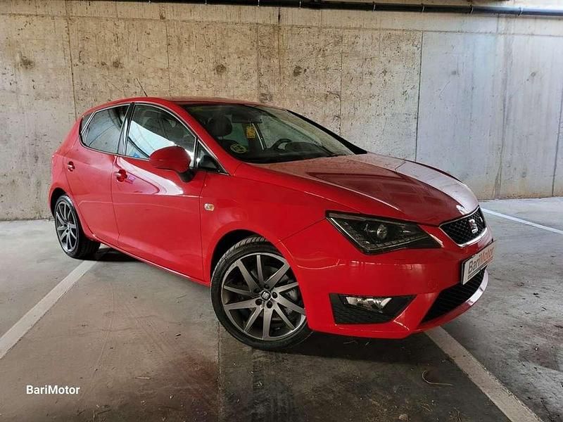 Usado Seat Ibiza FR 105 CV (77 kW) 2014 Rojo Utilitario