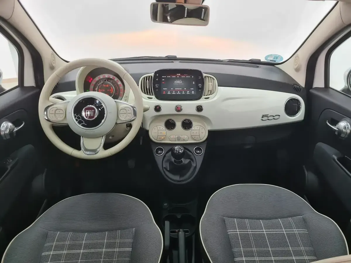Usado Fiat 500 Mirror 69 CV (50 kW) 2018 Blanco Utilitario