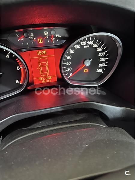 Usado Ford Mondeo Trend 140 CV (102 kW) 2011 Blanco Familiar