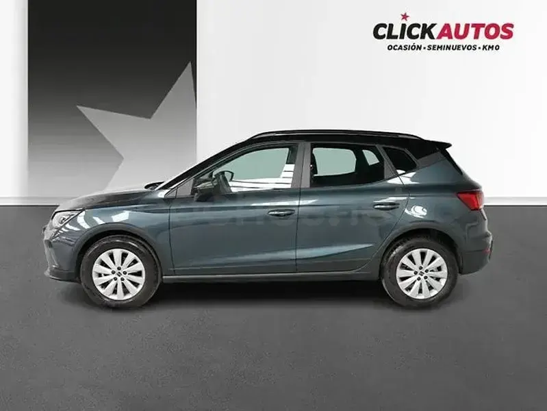 Usado Seat Arona Style 115 CV (84 kW) 2025 Gris / plata SUV