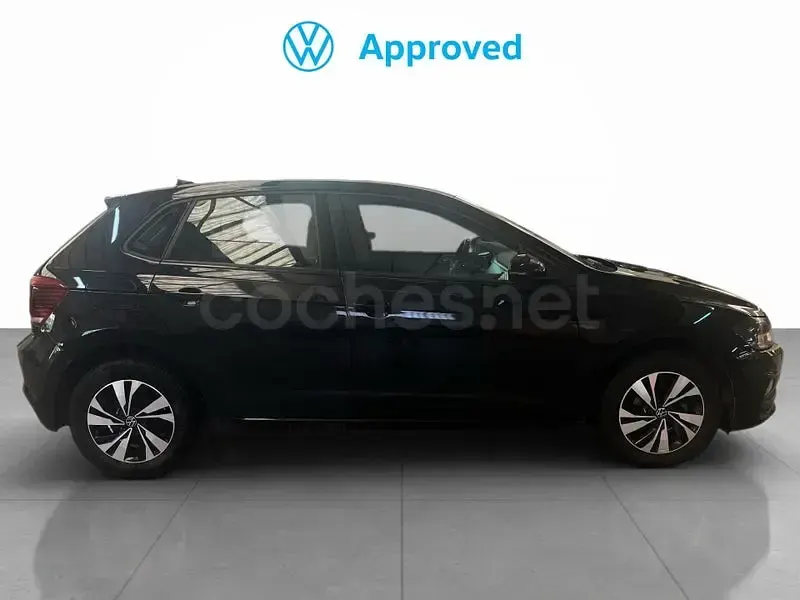 Usado VW Polo Advance 95 CV (69 kW) 2021 Negro Utilitario