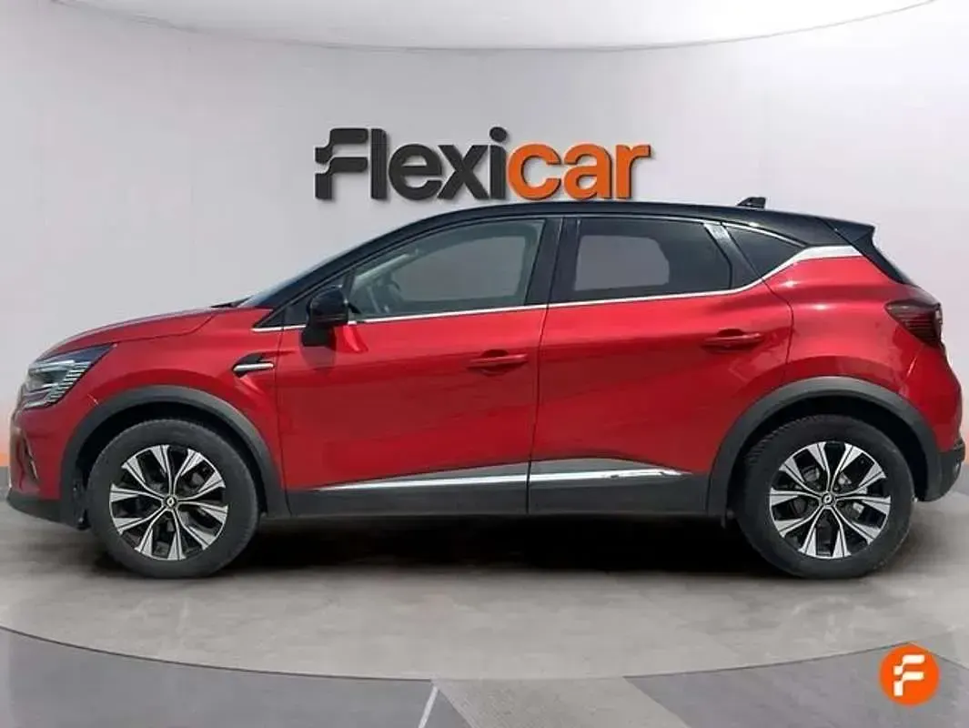 Usado Renault Captur Techno 140 HP (102 kW) 2023 Vermelho SUV